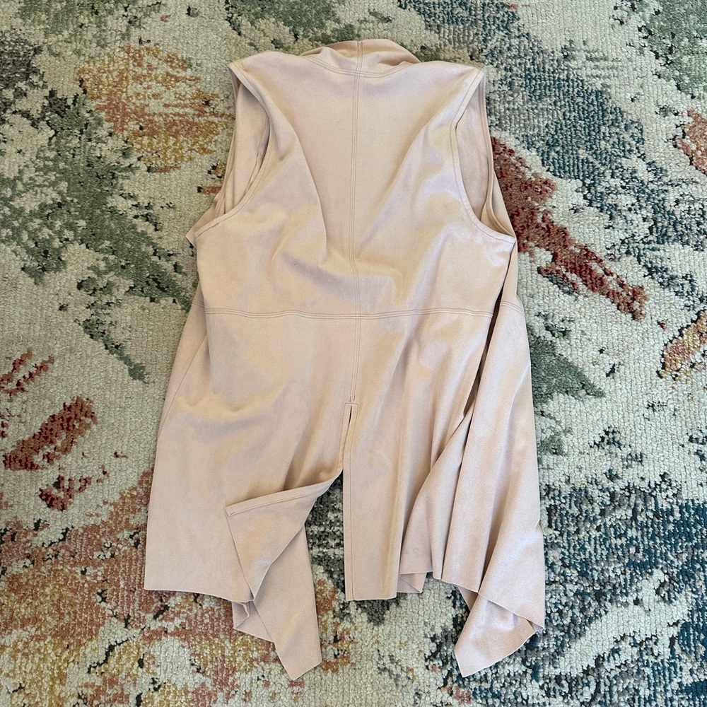 New Premise Women’s Faux Leather Suede Dusty Pink Vest Jacket Size Small - Picture 16 of 16